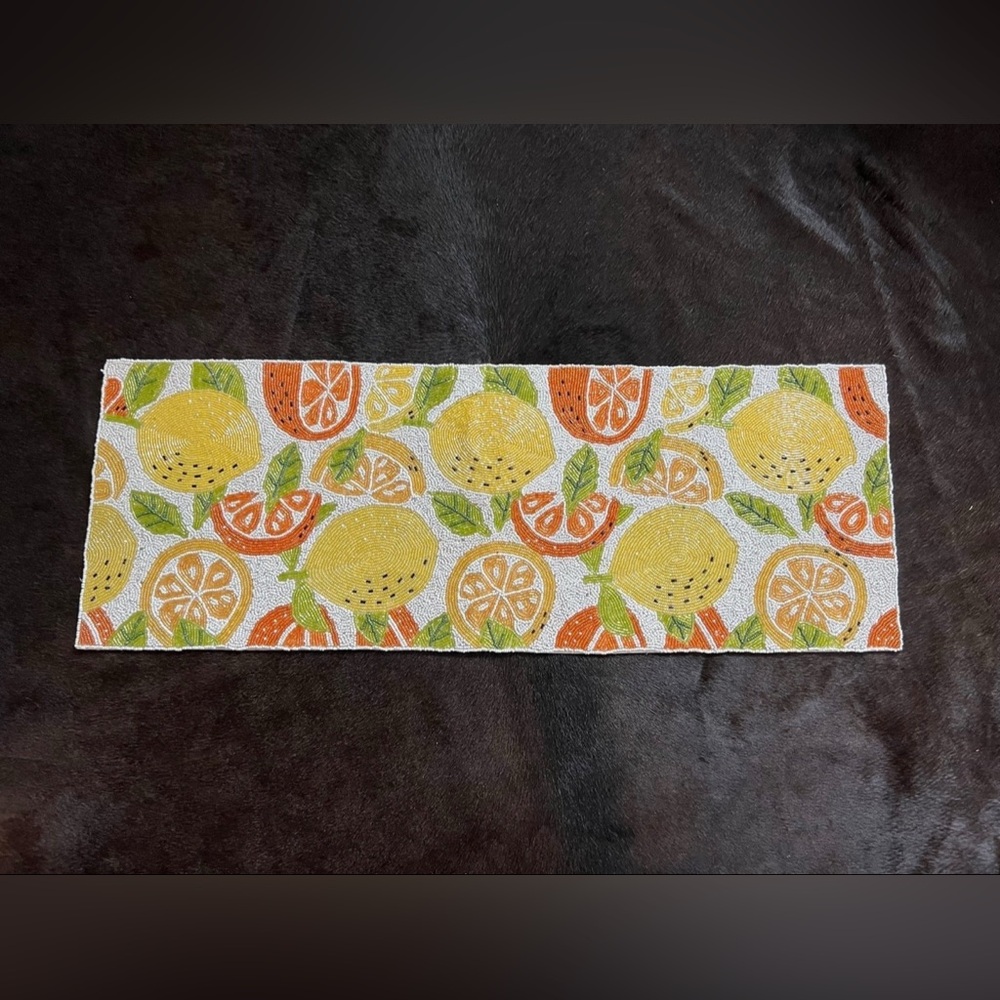 Beaded table runner Tropical